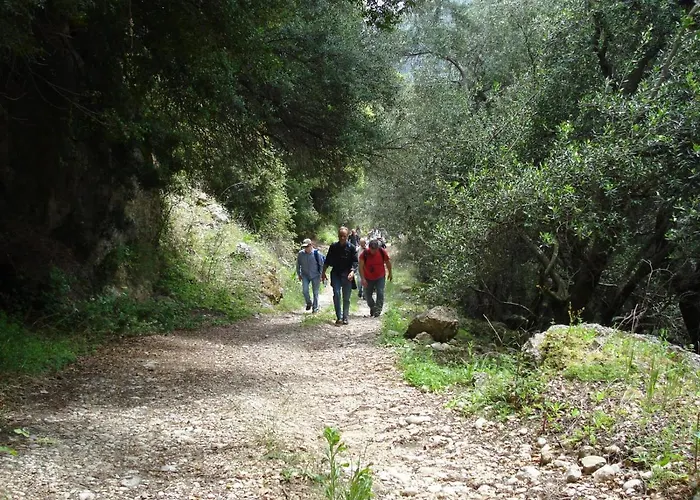 Casa Di Mama Valanio