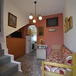 Casa Di Mama Valanio