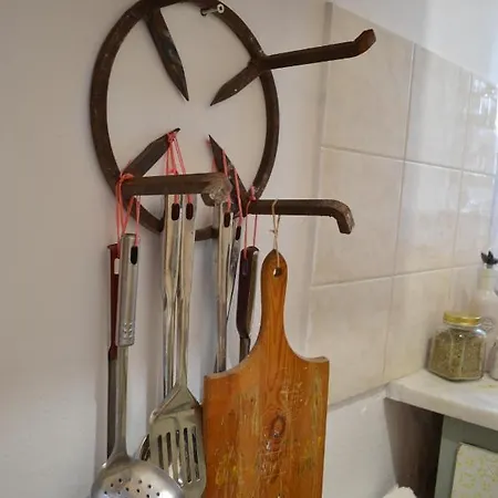 Casa Di Mama Valanio